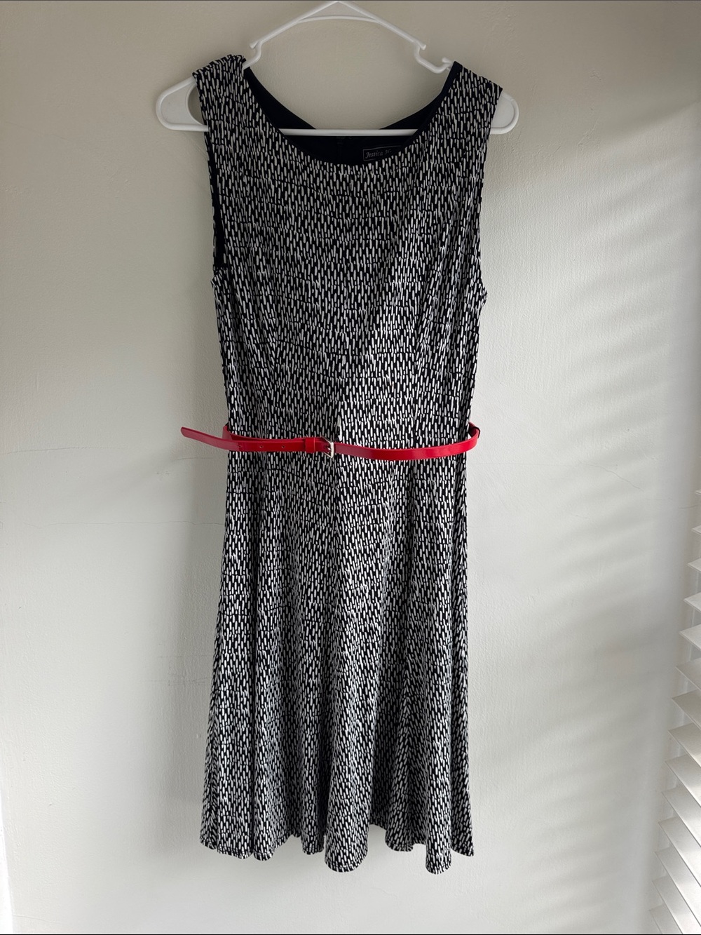 Jessica Howard Black & White Sleeveless Fit-and-Flare Dress with Red Belt